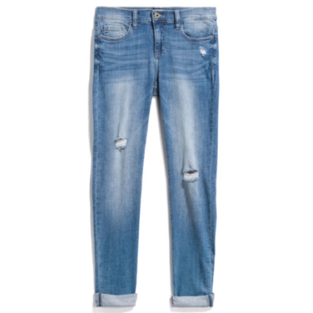 Destroyed light wash skinny jeans